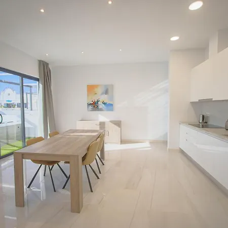 Apartment Atlantico Plaza 6a - 2 Beds - 2 Baths Puerto del Carmen (Lanzarote)